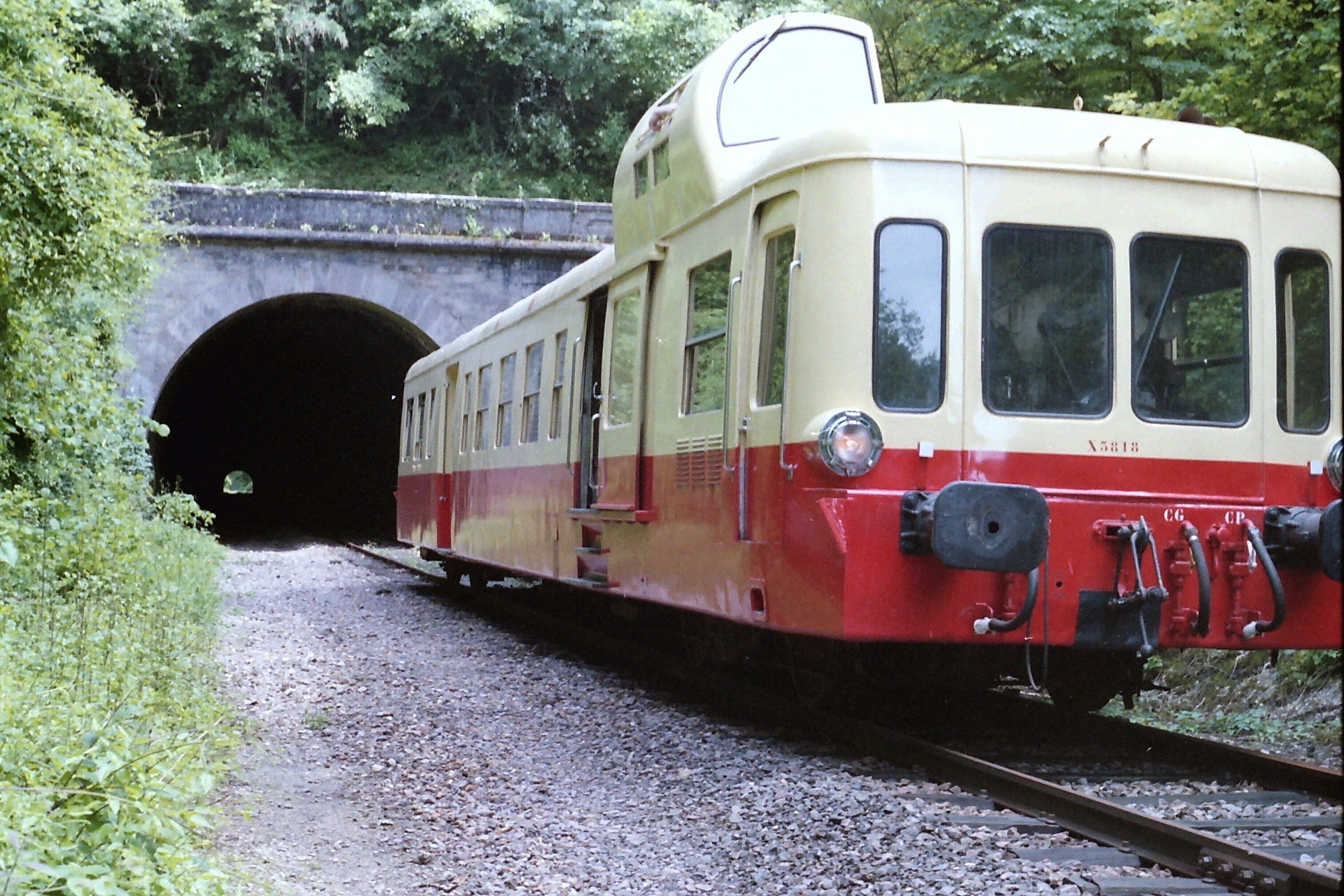 Autorail Picasso à Vindey